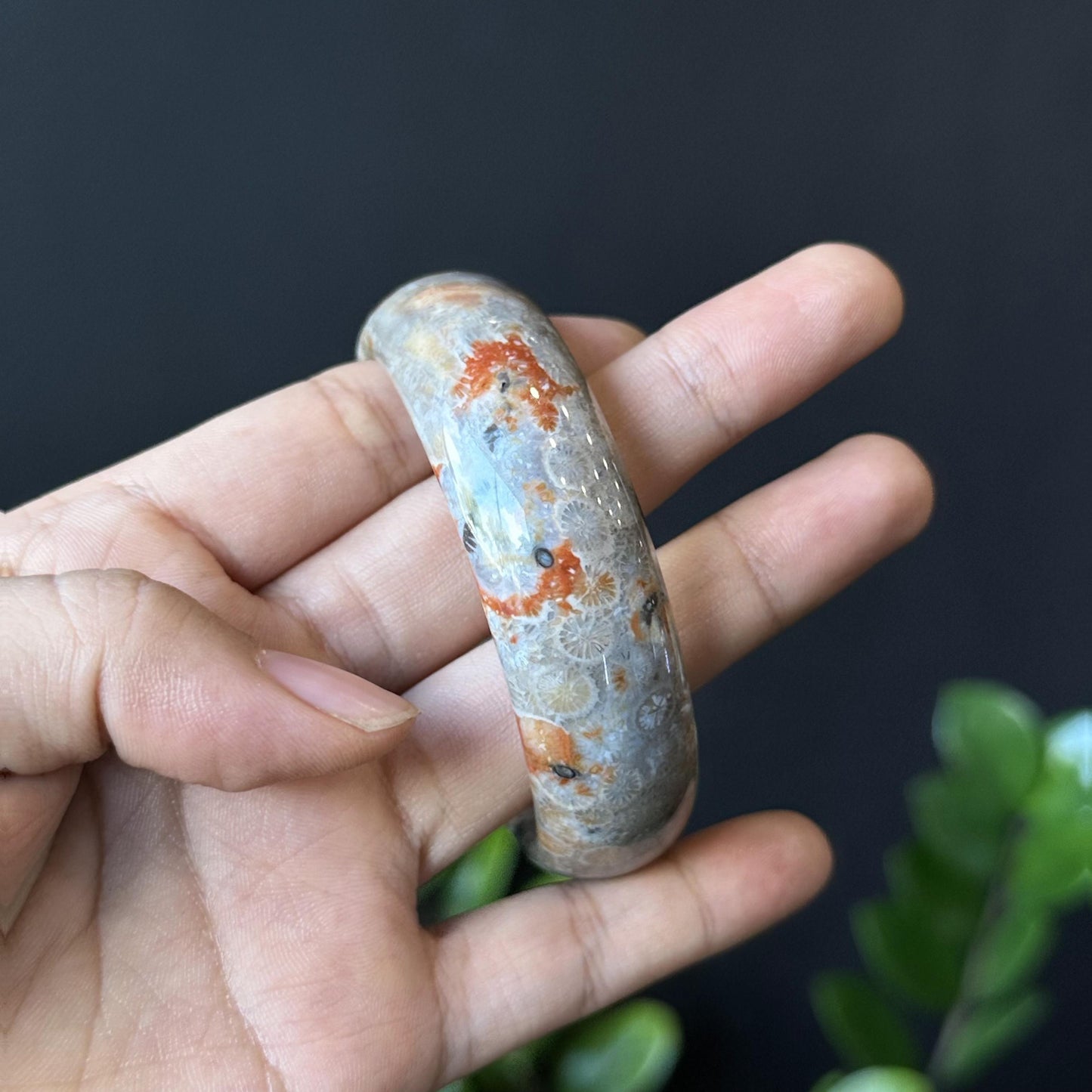 Natural Coral Bangle Leaf Style Sie 56 mm