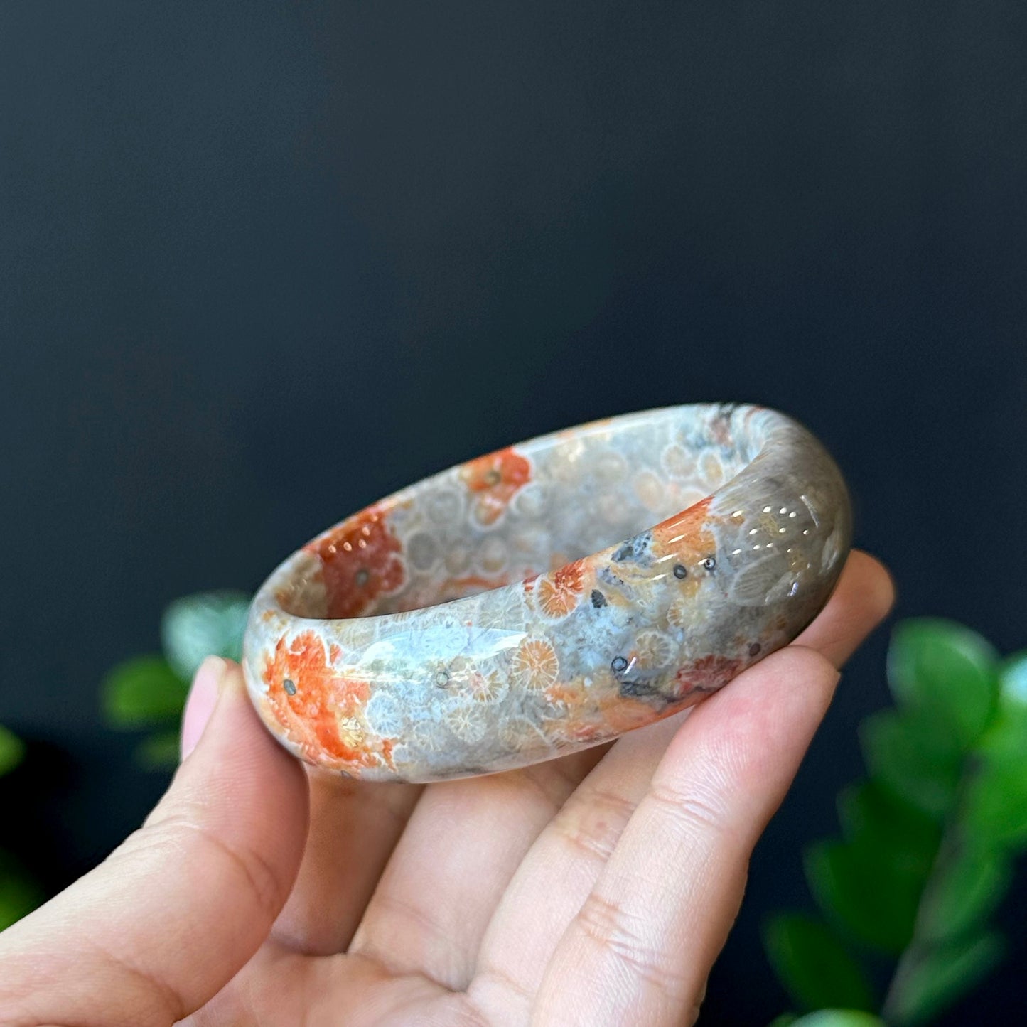 Natural Coral Bangle Leaf Style Sie 56 mm