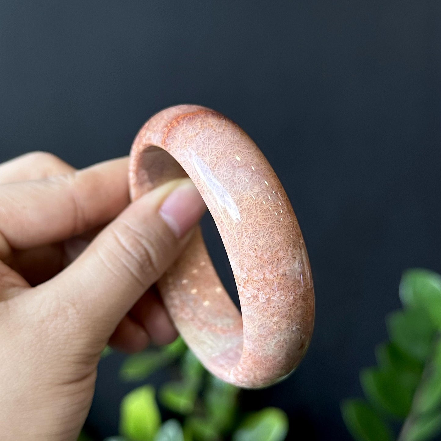 Natural Coral Bangle Leaf Style Sie 57 mm