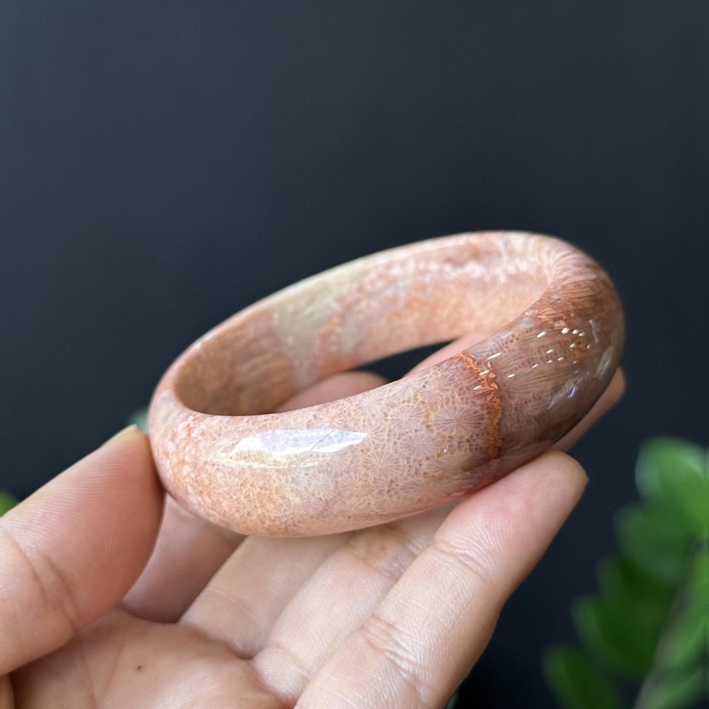Natural Coral Bangle Leaf Style Sie 57 mm