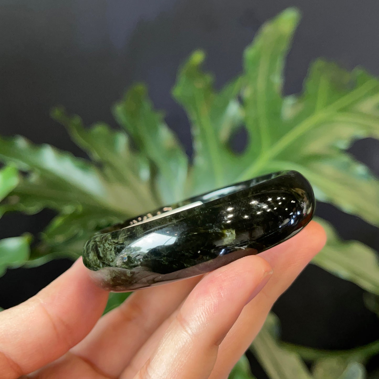 Serpentine Bangle Leaf Style Size 52 mm