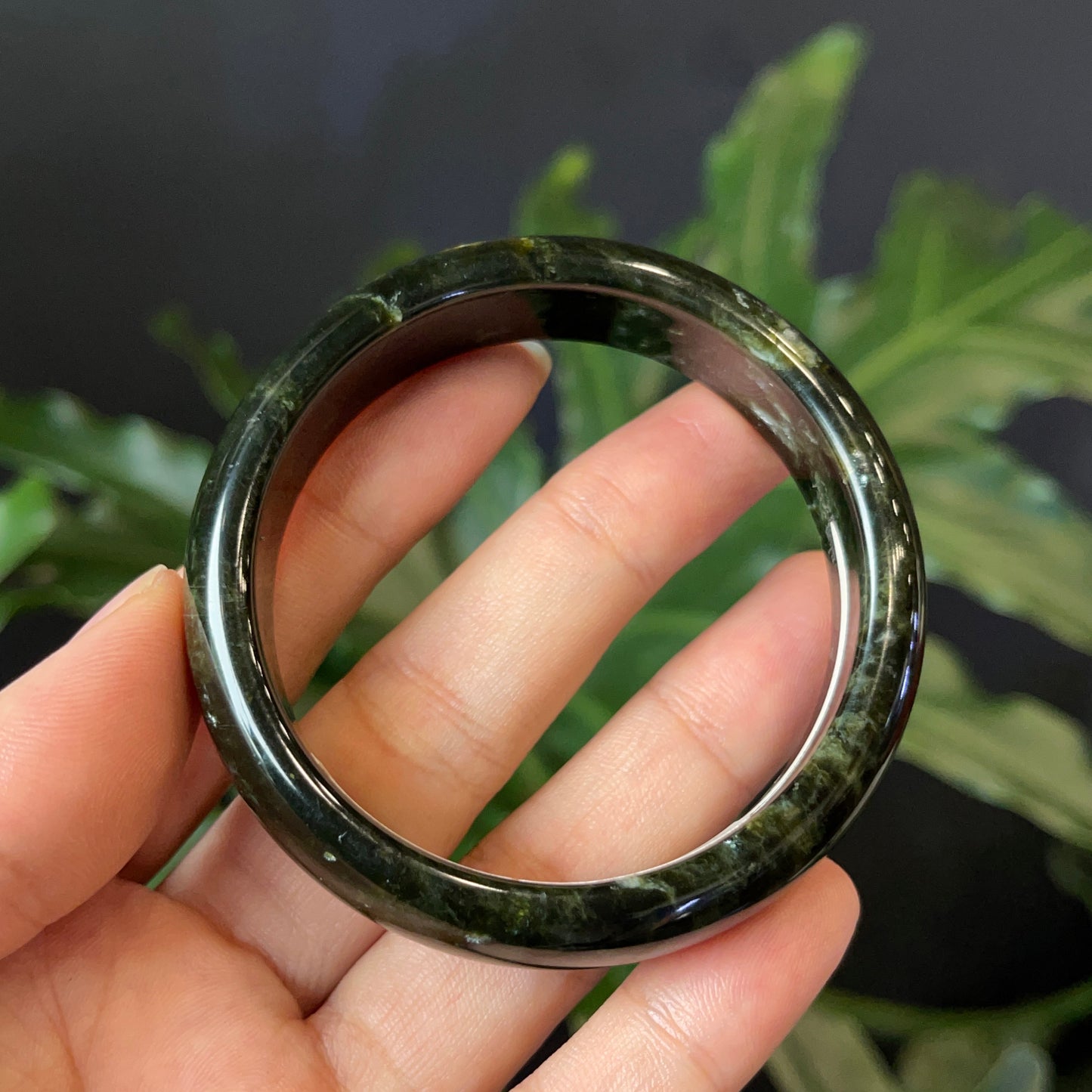 Serpentine Bangle Leaf Style Size 52 mm
