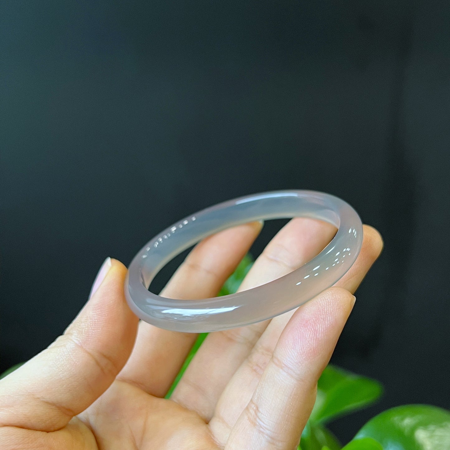 Natural Agate Bangle Leaf Style Size 56 mm