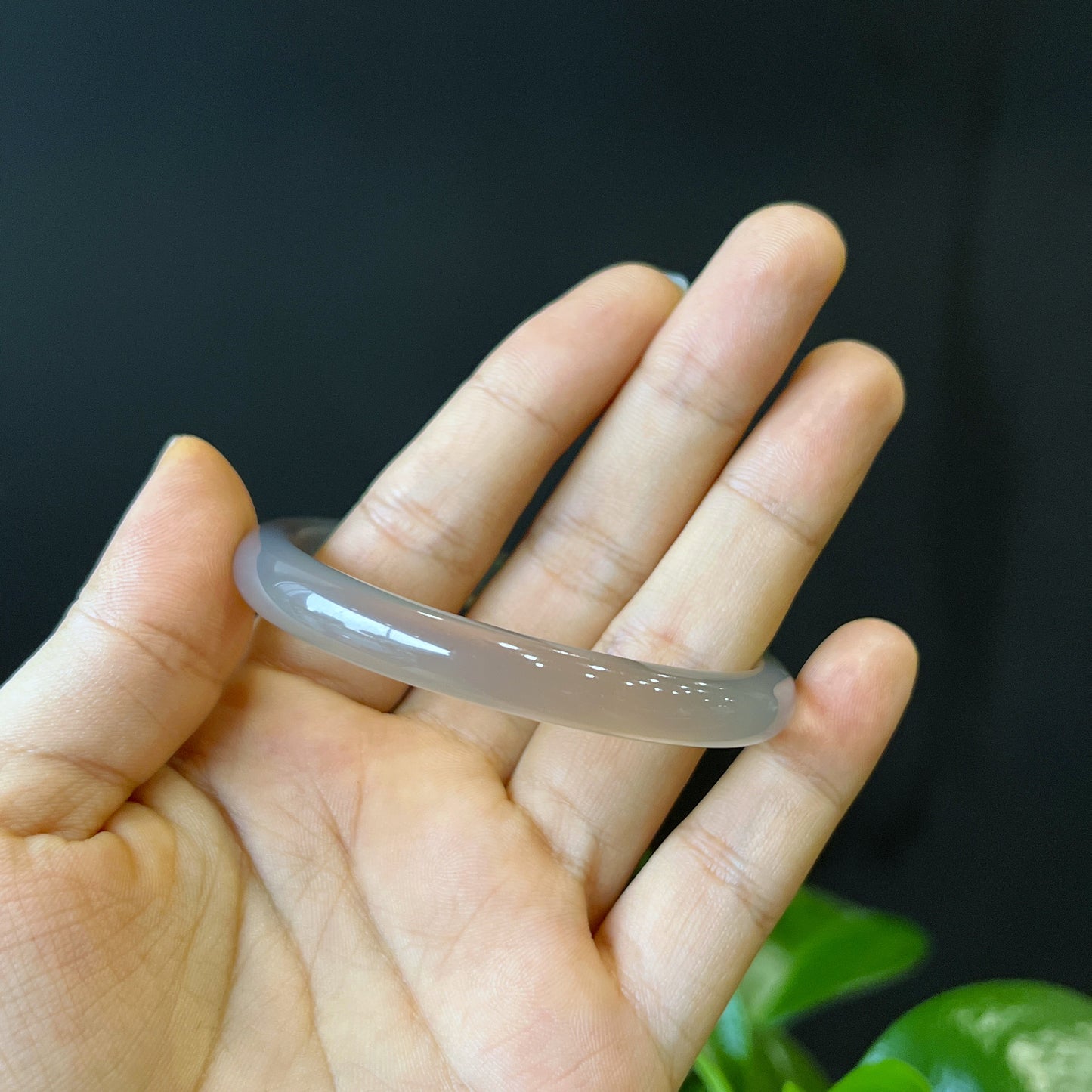 Natural Agate Bangle Leaf Style Size 56 mm