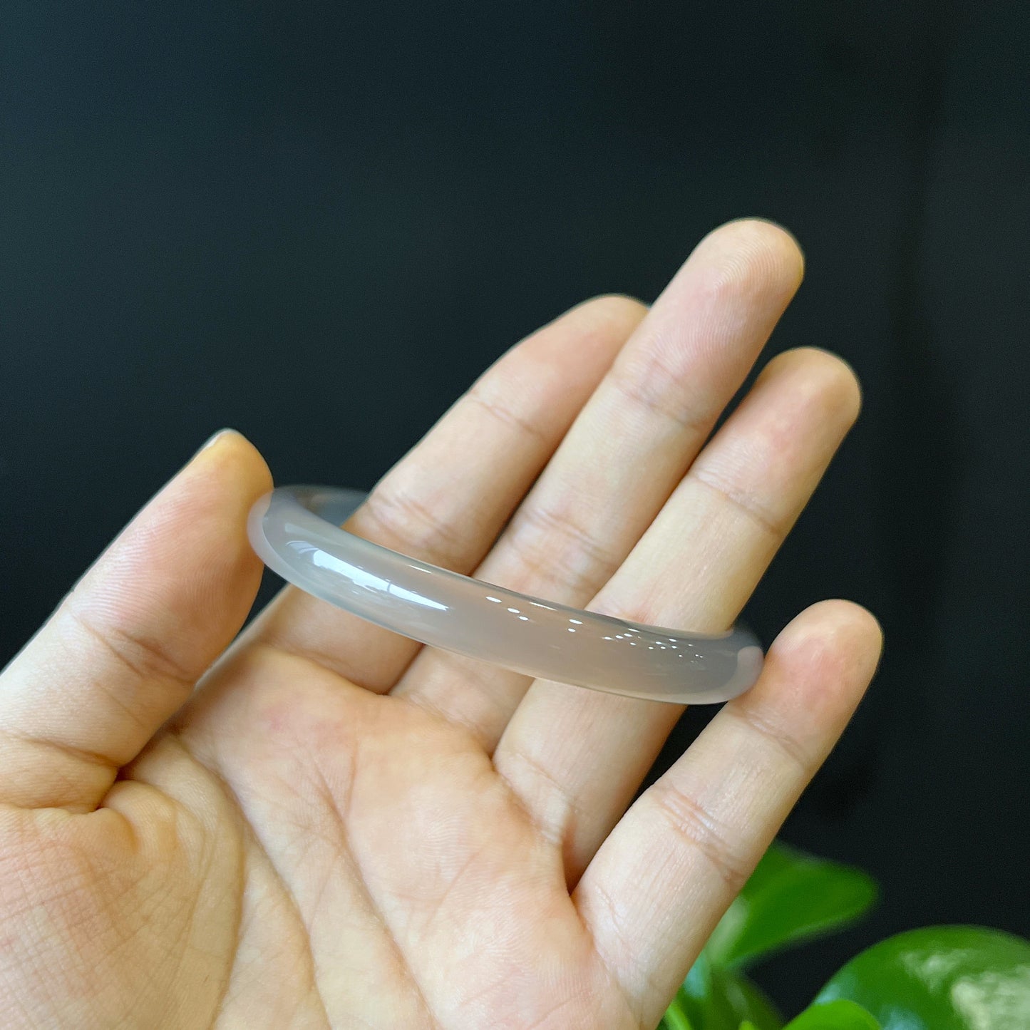 Natural Agate Bangle Leaf Style Size 56 mm