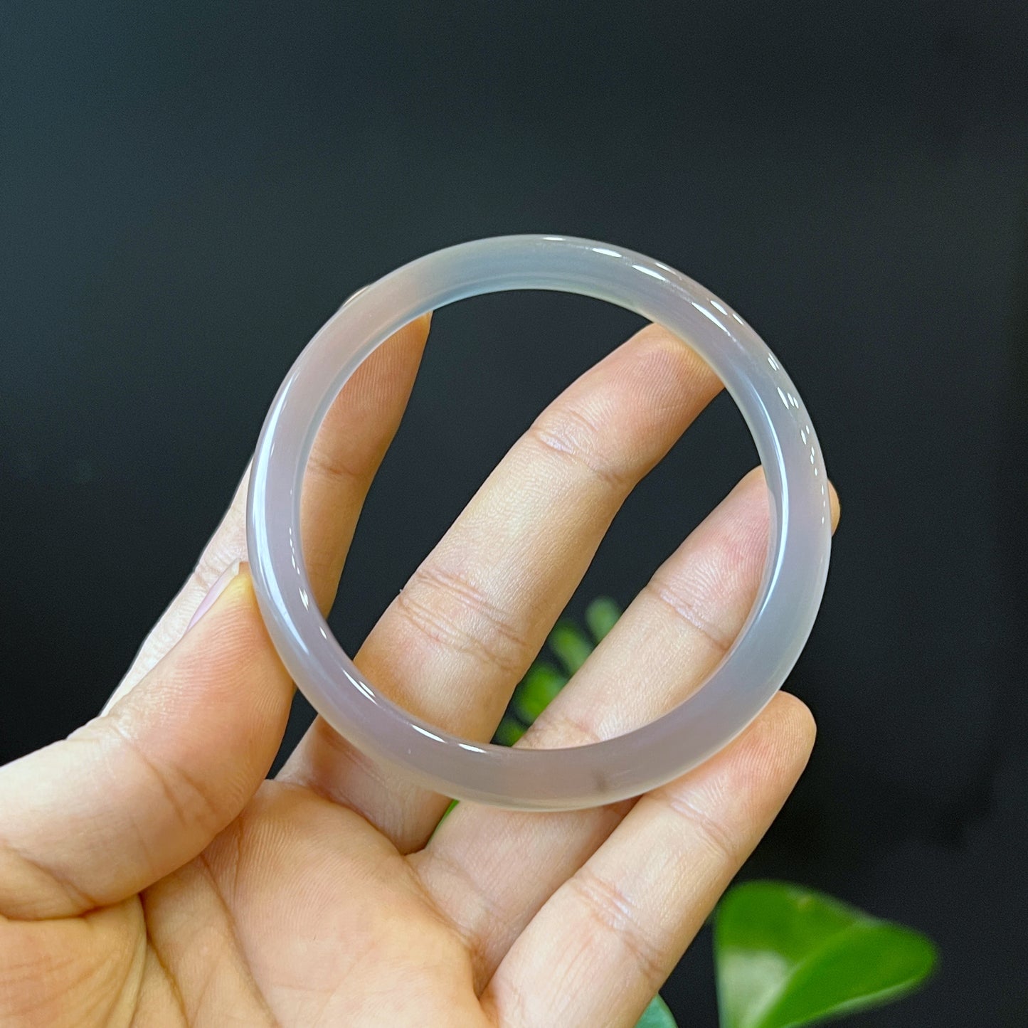 Natural Agate Bangle Leaf Style Size 56 mm