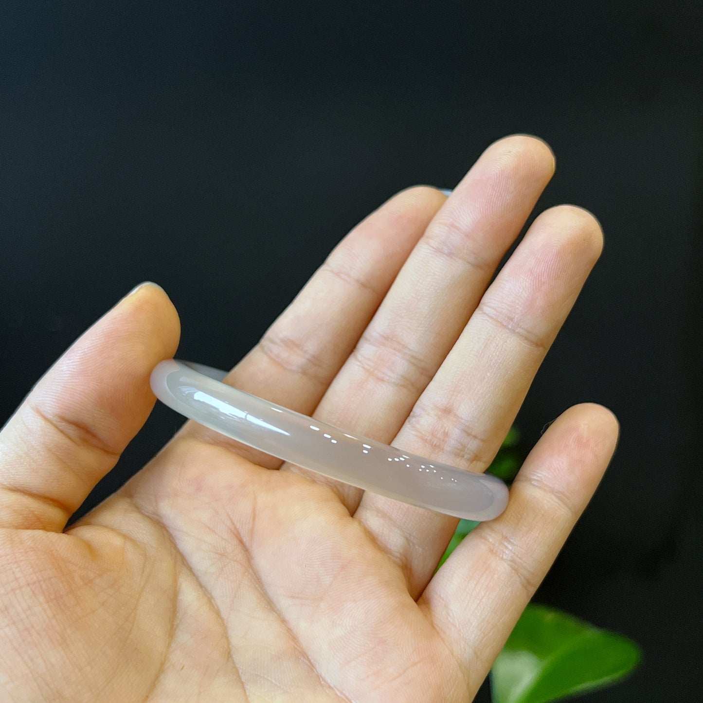 Natural Agate Bangle Leaf Style Size 56 mm
