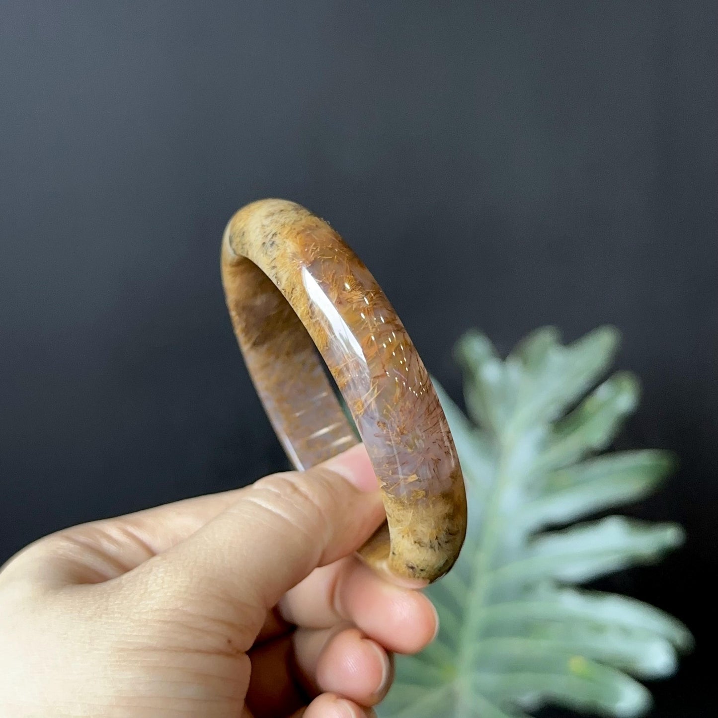 Bracelet à quartz rutilé multicolore style feuille taille 58 mm