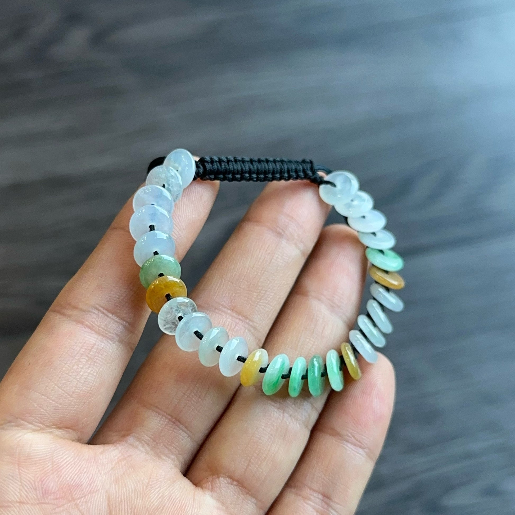 Jadeite Jade Song Nho Bracelet - Natural Stone