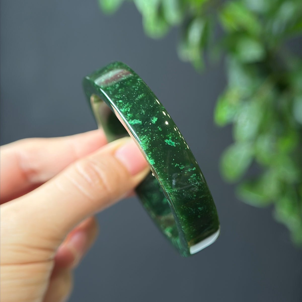 Natural Nephrite Jade VIP Banlge Square Style Size 54 mm