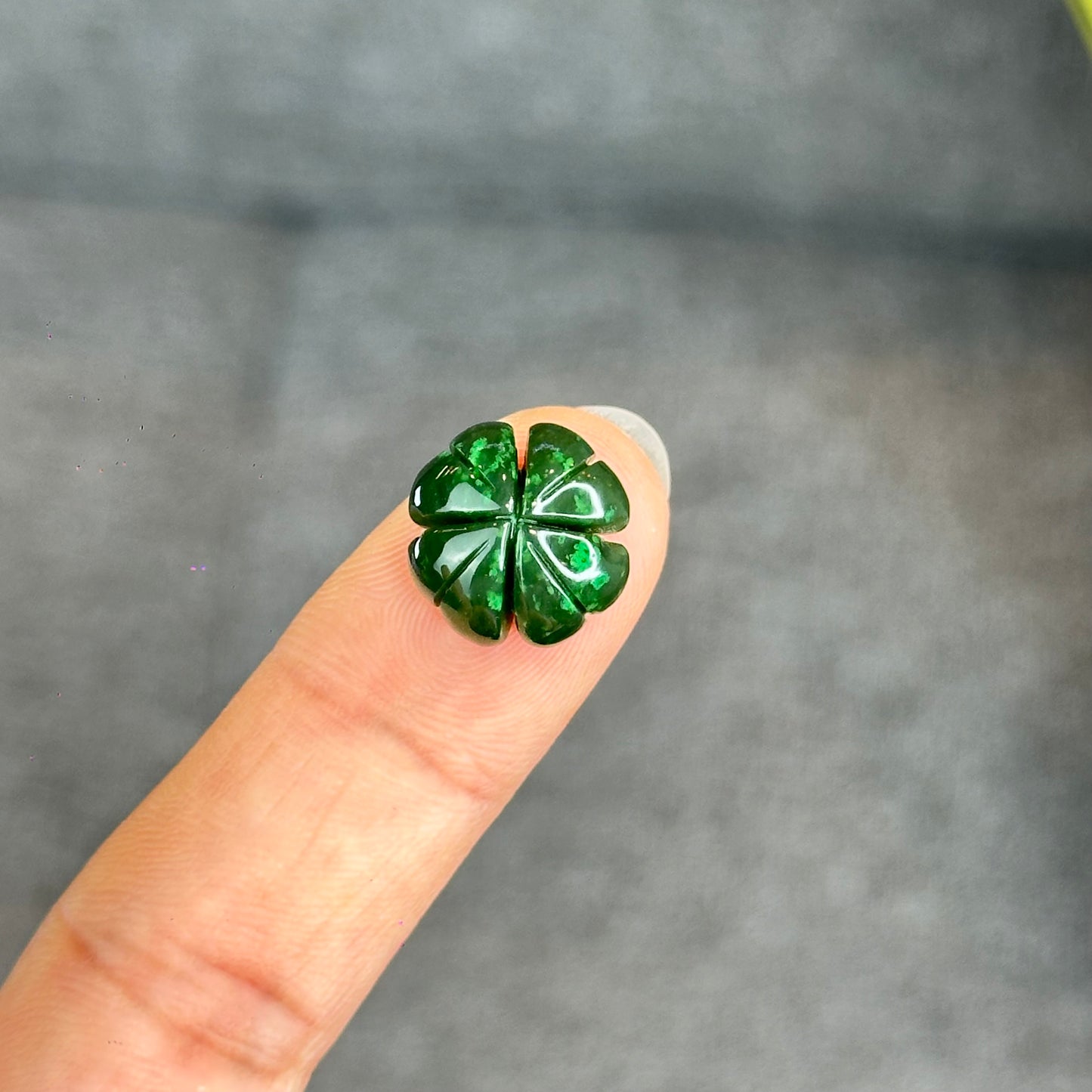 Natural Nephrite Jade 4 Leaf Clover Charm