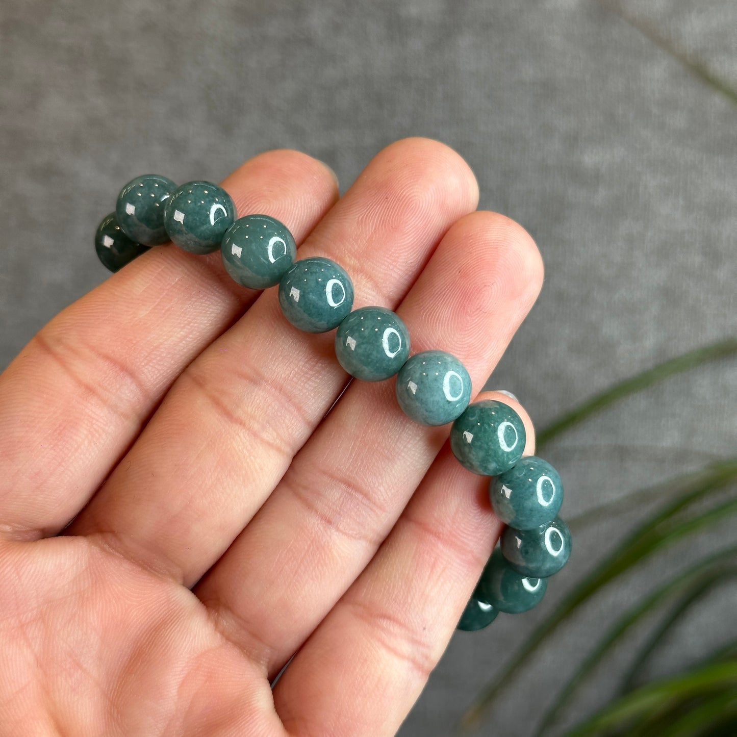 Natural Jadeite Jade Bracelet Size 10 mm