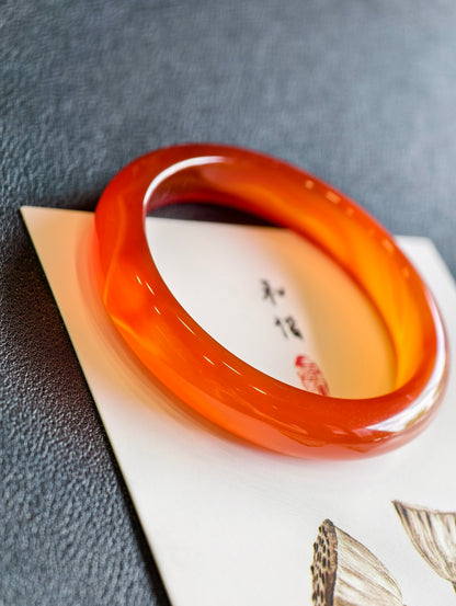 Natural Red Agate Bangle Leaf Style Size 51 mm