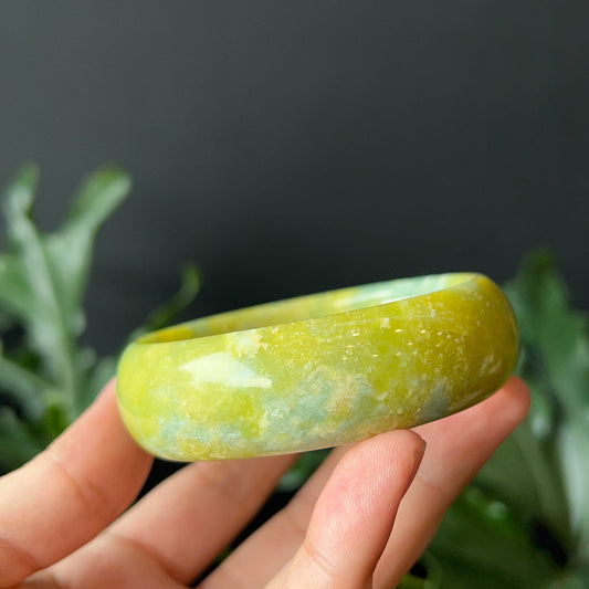 Natural Serpentine Bangle Leaf Style Size 61 mm
