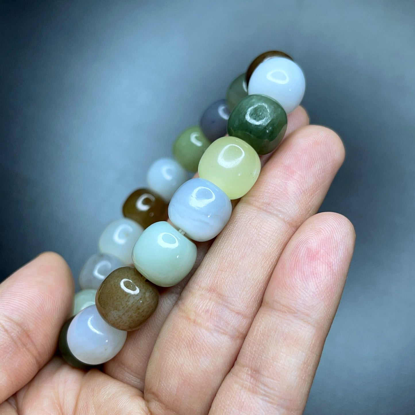 Hoa Dien Nephrite Jade Bracelet Size 12 mm