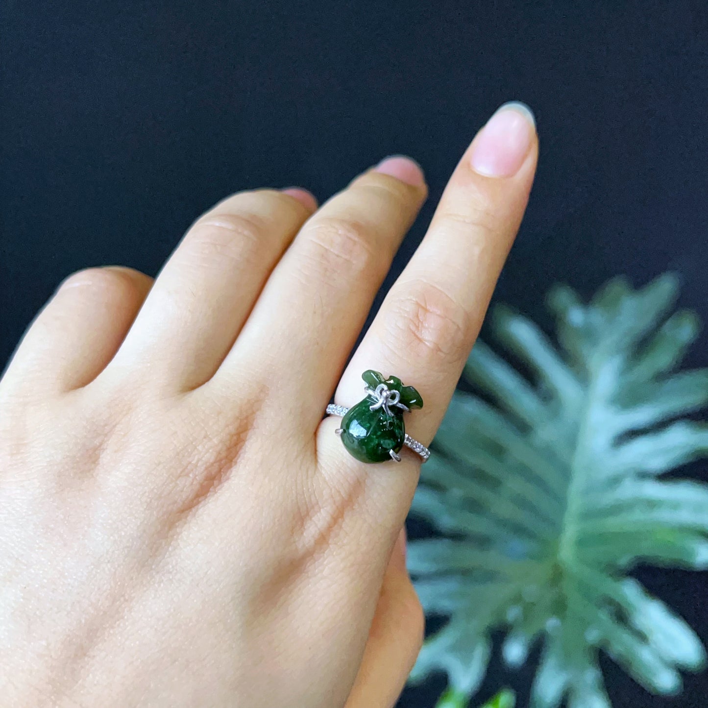 Prosperous Bag Natural Nephrite Jade Silver Ring Size 1.7 (Free Size)