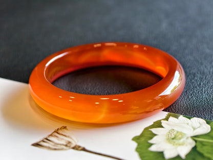 Natural Red Agate Bangle Leaf Style Size 51 mm