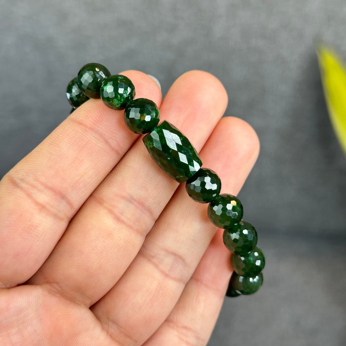 Natural Nephrite Jade High Quality Faceted Bracelet Size 9 mm