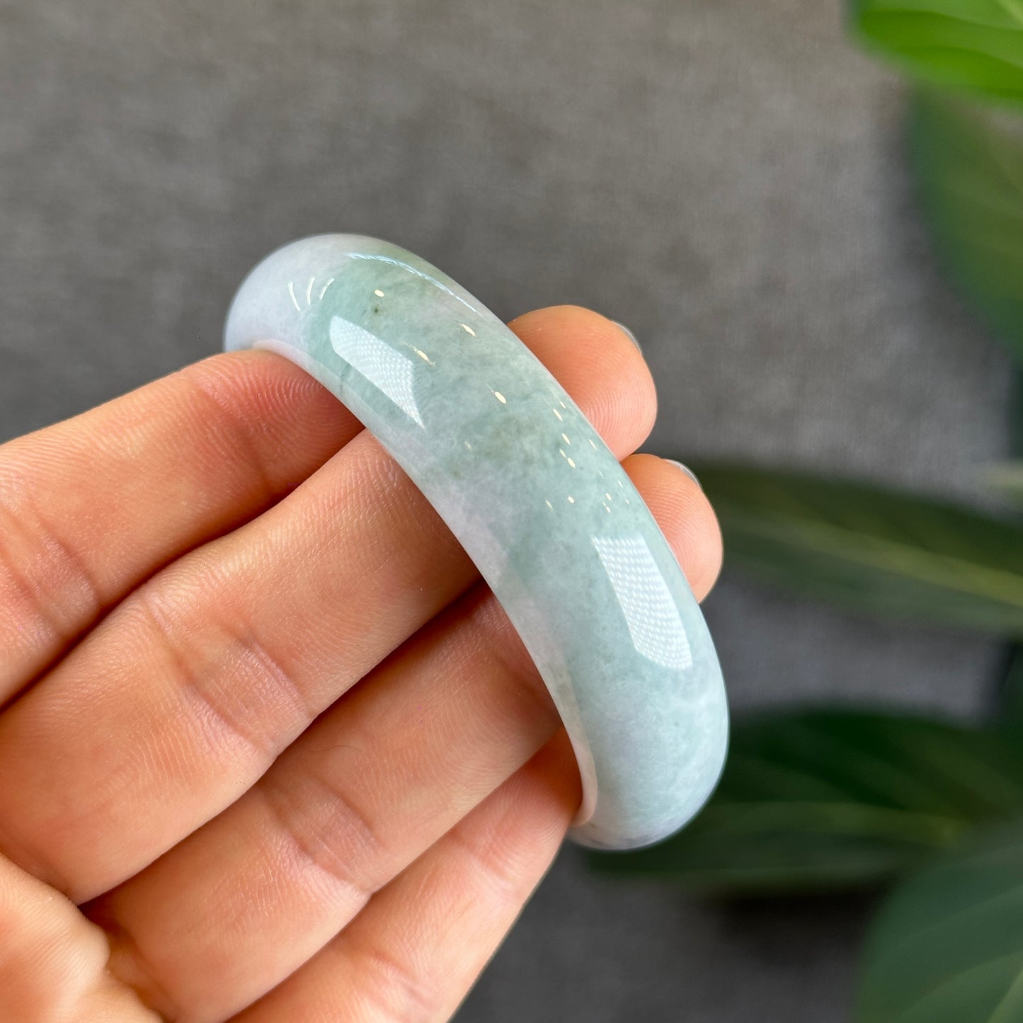 Jadeite Jade Bangle Size 51.70 mm Leaf Style