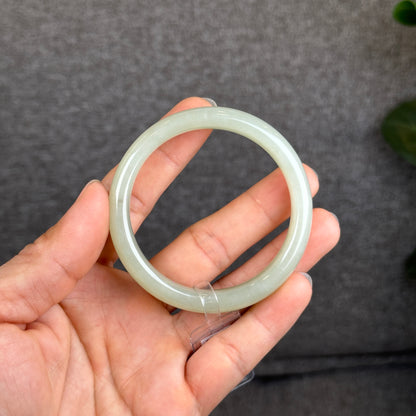 Hoa Dien Natural Nephrite Jade Bangle Chopstick Style Size 54.75 mm