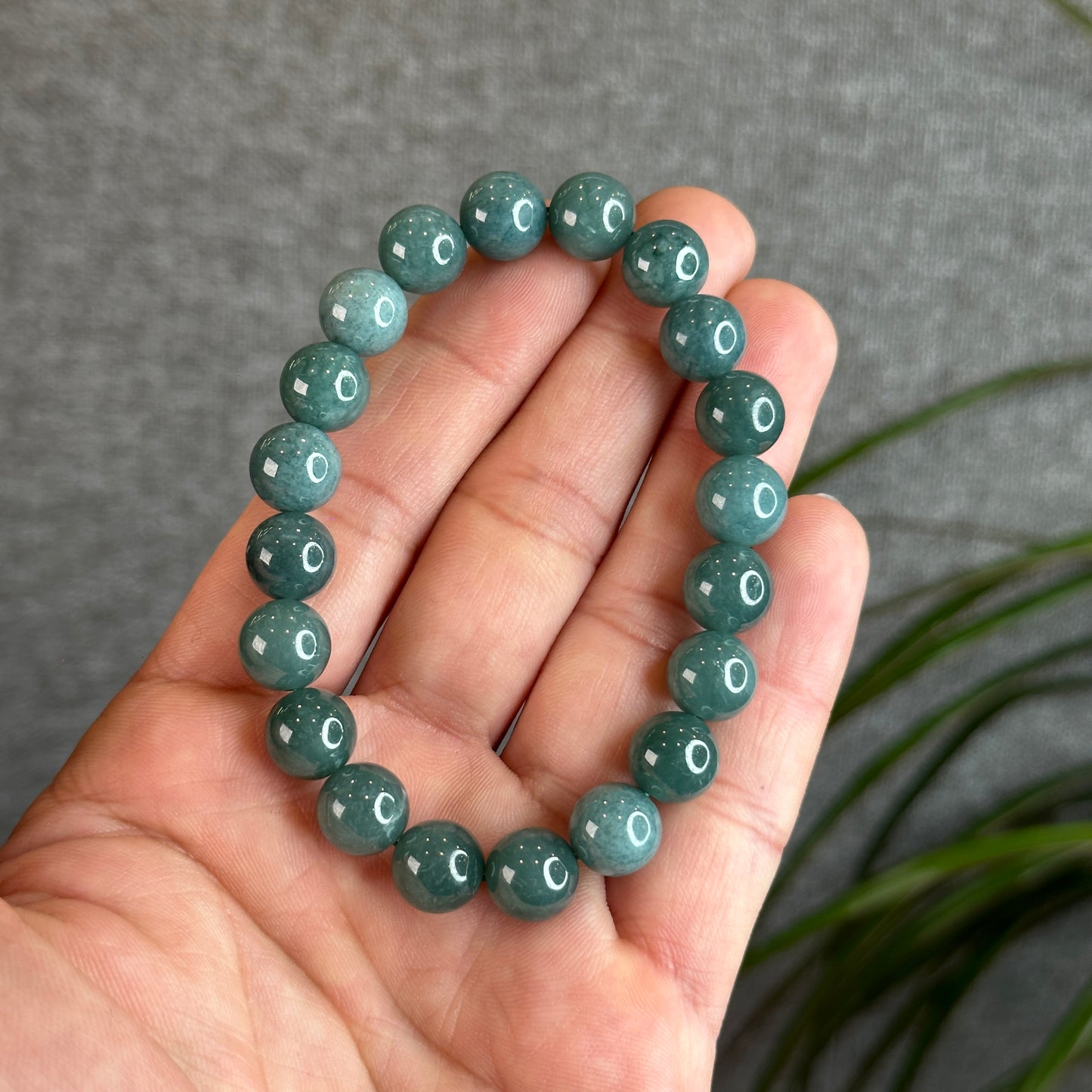 Natural Jadeite Jade Bracelet Size 10 mm