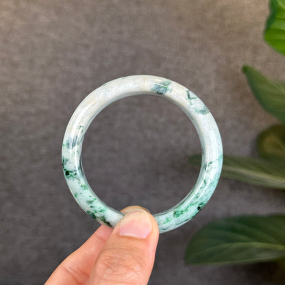 Jadeite Jade Bangle Size Leaf Style 55 mm