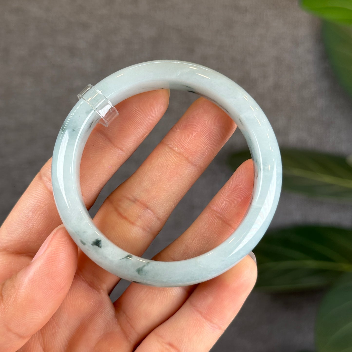 Water Green Floral Pattern Jadeite Jade Bangle Leaf Sytle Size 53 mm Certificate 442289