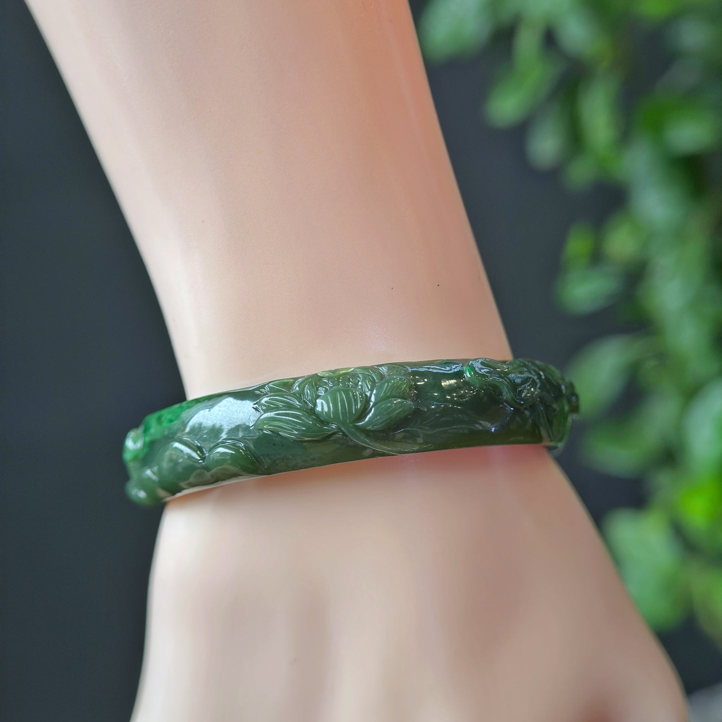 Lotus Carving Natural Nephrite Jade VIP Bangle Leaf Style Size 55 mm