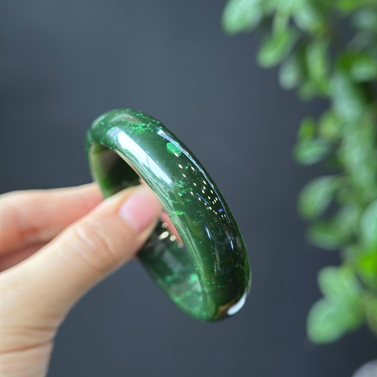 Natural Nephrite Jade VIP Banlge Leaf Style Size 56 mm