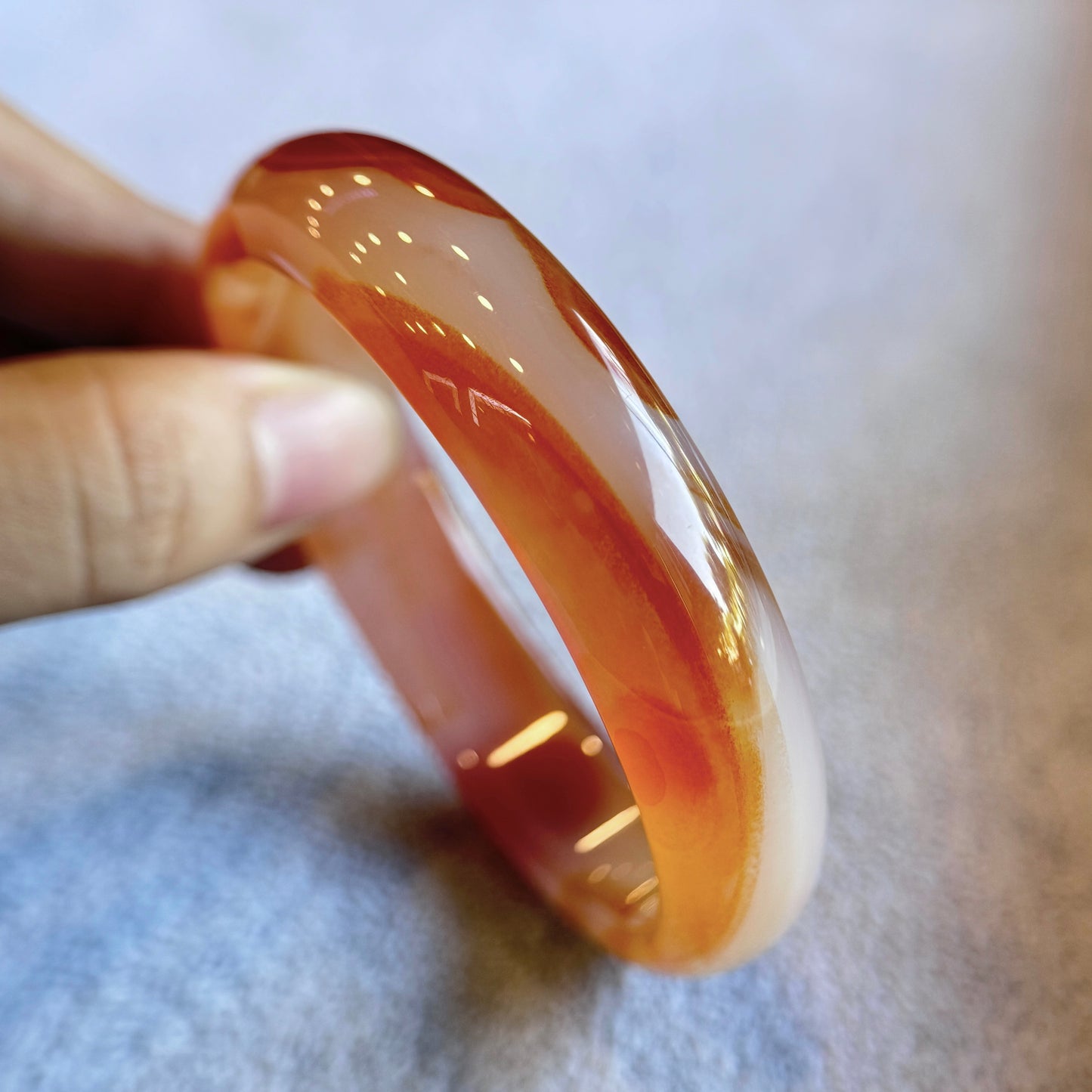 White-Orange Natural Agate Banlge Leaf Style Size 58 mm