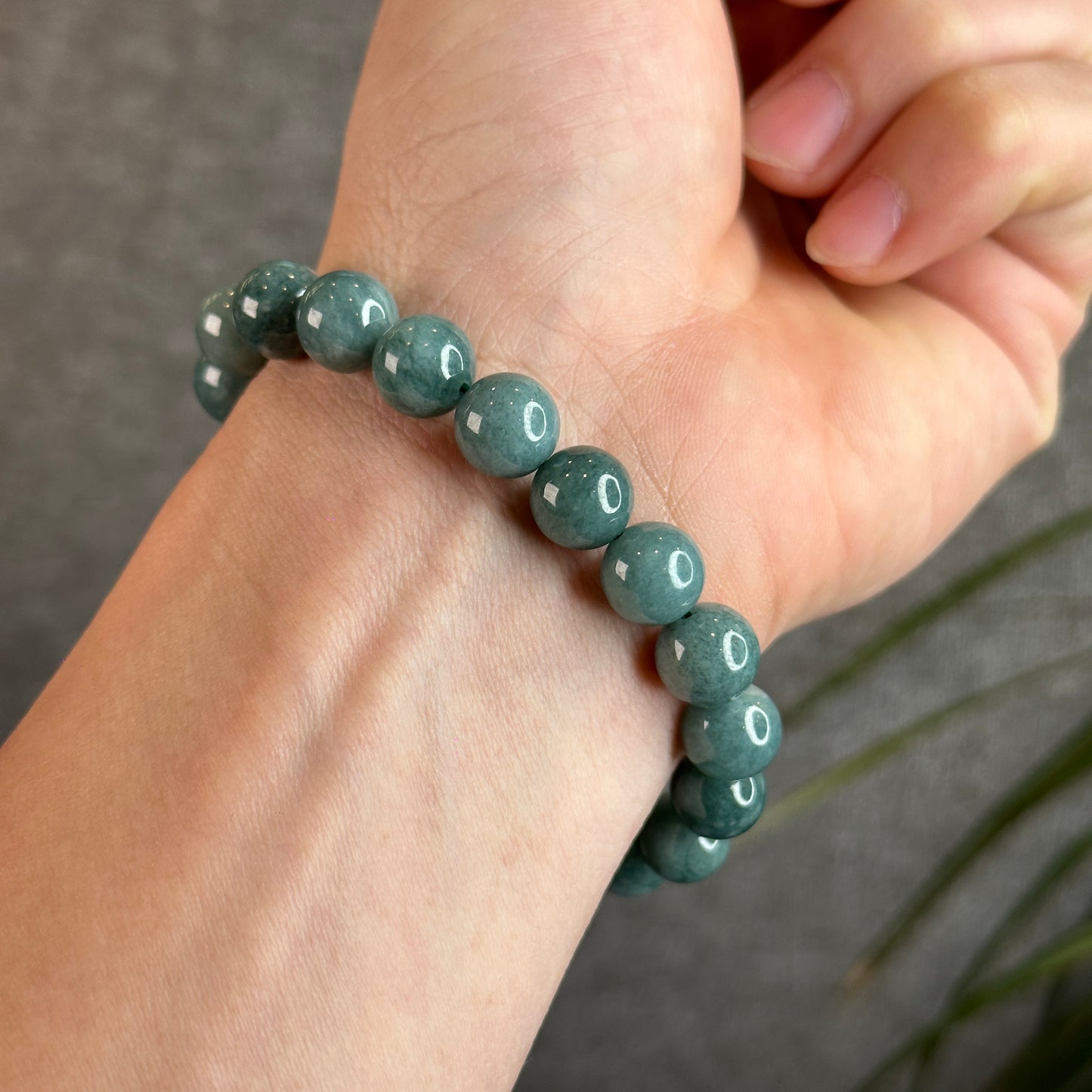 Natural Jadeite Jade Bracelet Size 10 mm