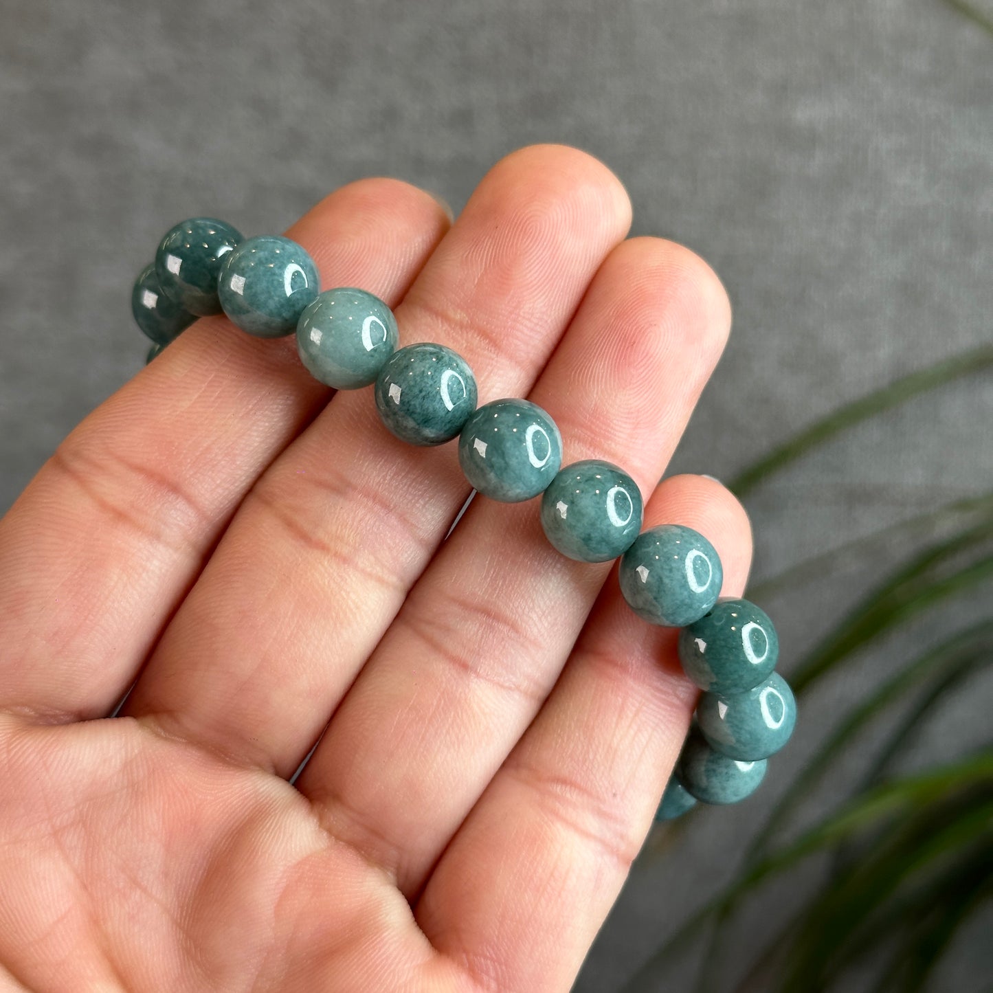 Natural Jadeite Jade Bracelet Size 10 mm