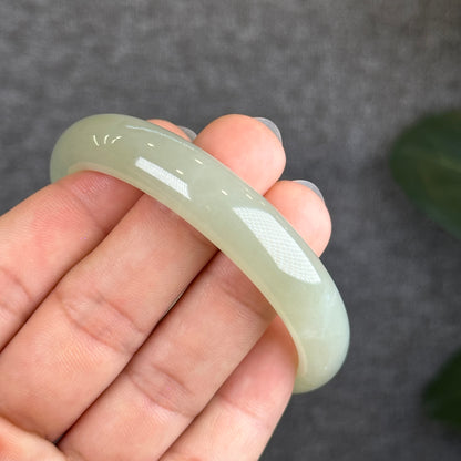 Hoa Dien Natural Nephrite Jade Bangle Chopstick Style Size 54.75 mm