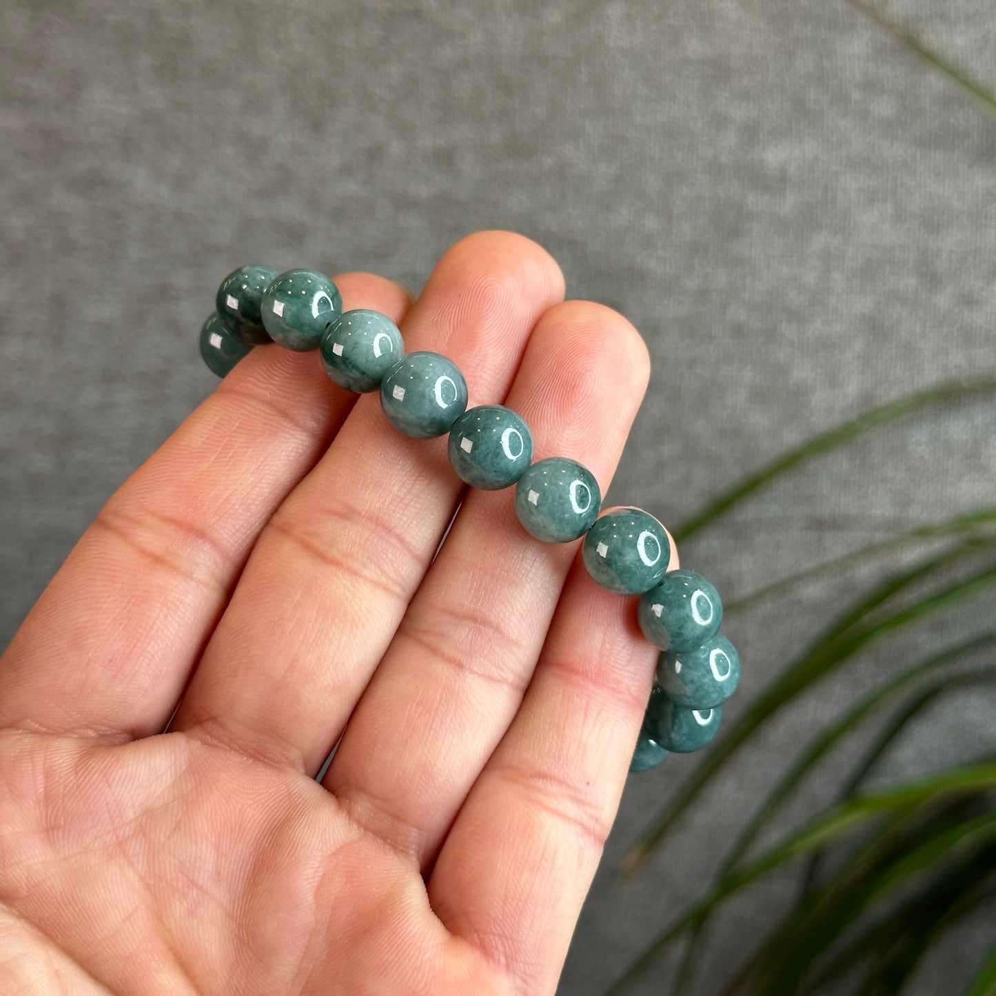 Natural Jadeite Jade Bracelet Size 10 mm