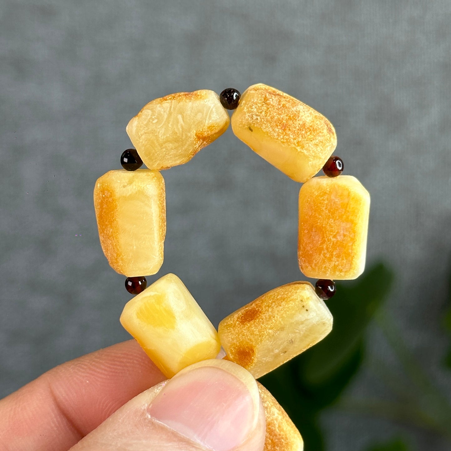 Natural Root Amber Freeform mixed with Garnet Bracelet Size 9 mm