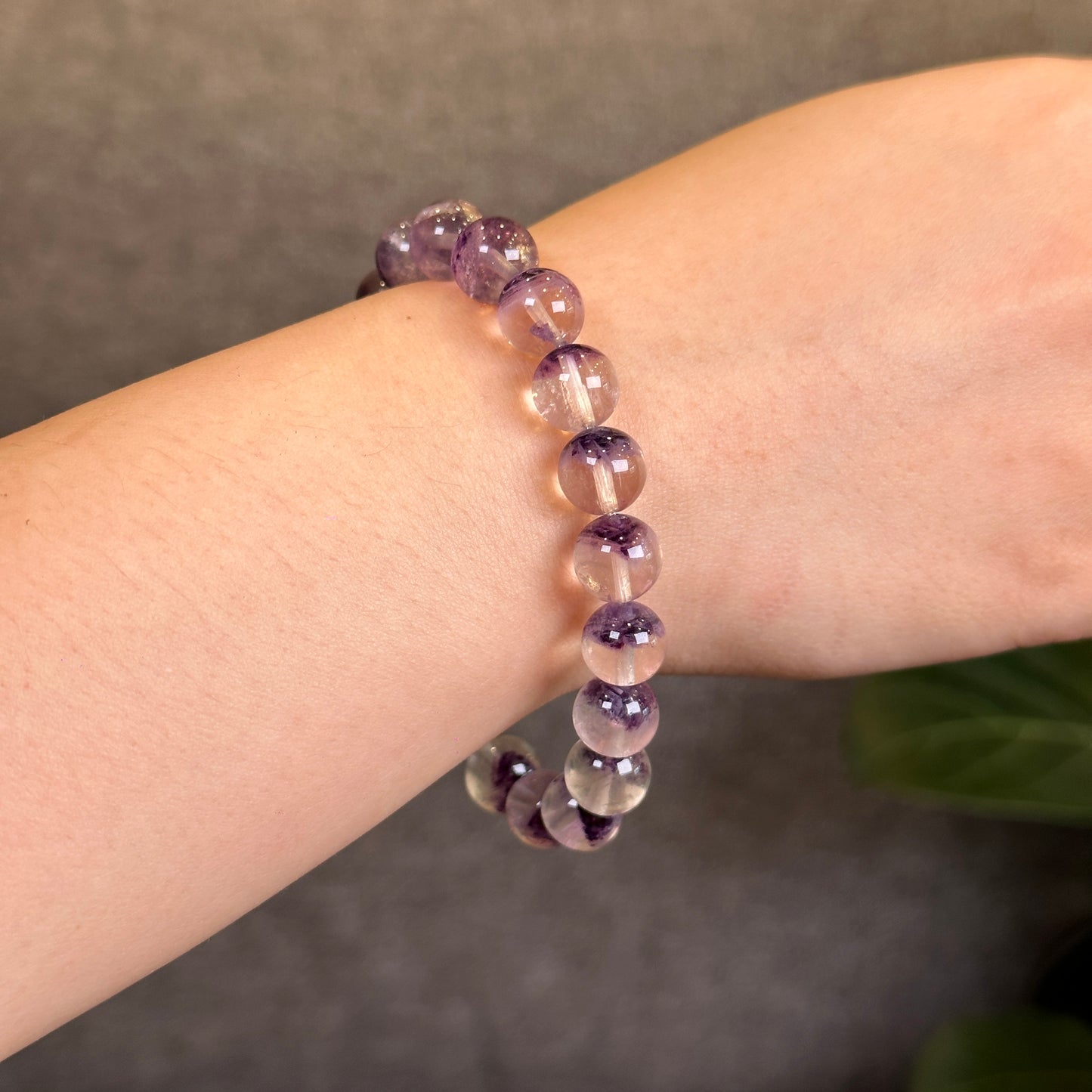 Fluorite violette des États-Unis dans des bracelets à quartz taille 9,5 mm