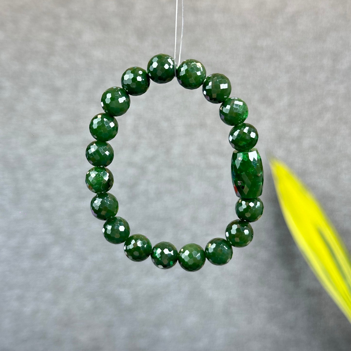 Natural Nephrite Jade High Quality Faceted Bracelet Size 9 mm