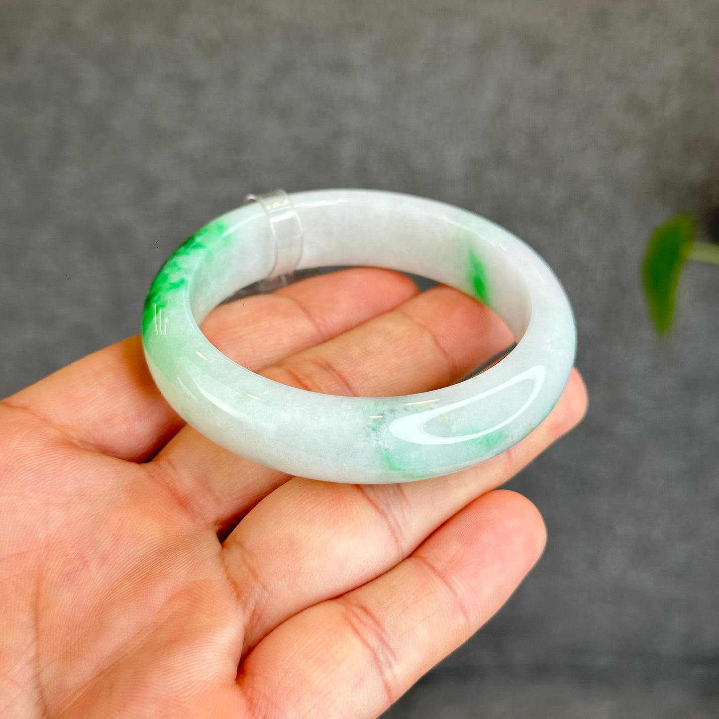 Light Green Natural Jadeite Jade Leaf Style Size 51.44 mm