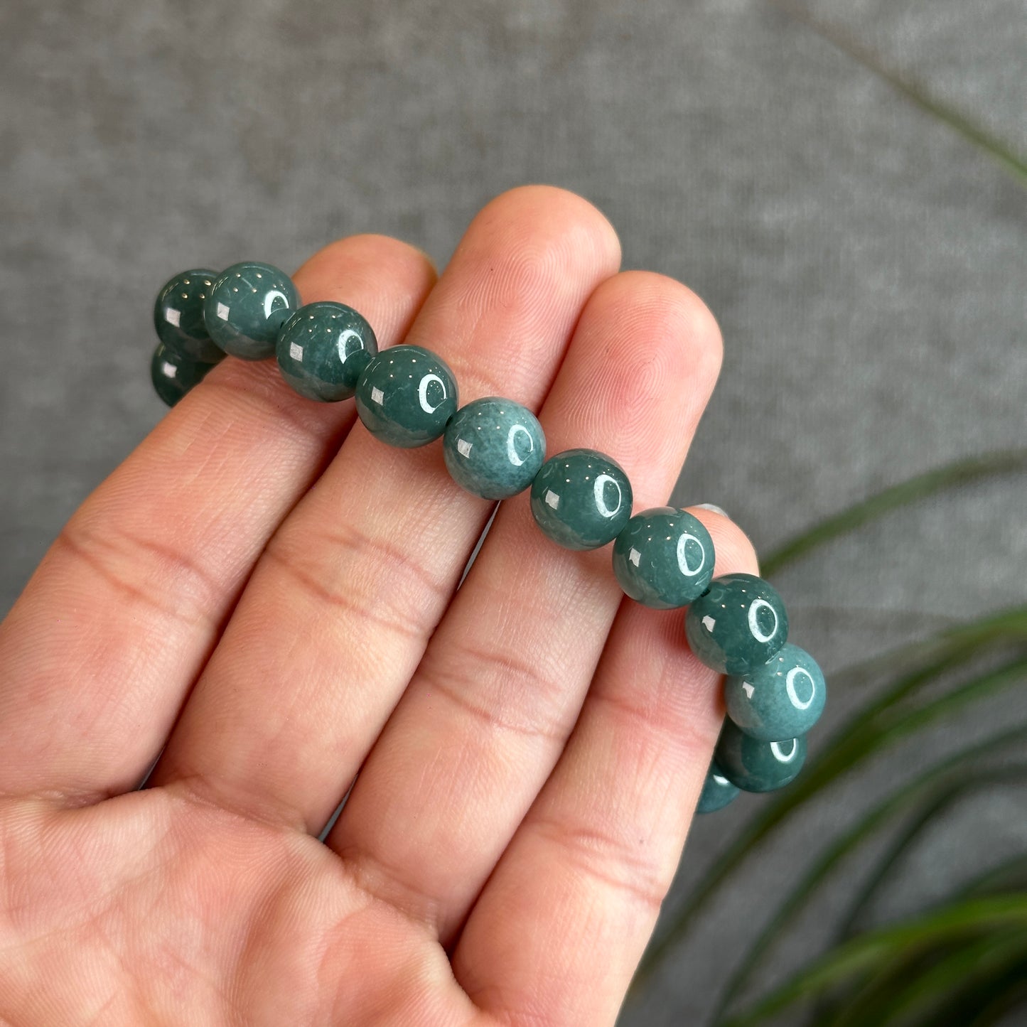 Natural Jadeite Jade Bracelet Size 10 mm