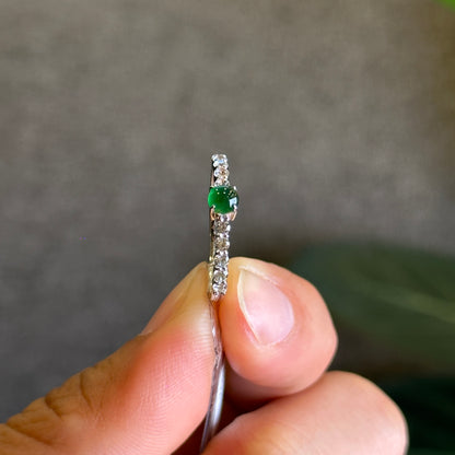 Imperial Green Natural Jadeite Jade Ring in 18 K White Gold Setting with White Sapphire Size 1.7