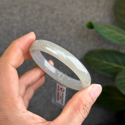 Hoa Dien Natural Nephrite Jade Bangle Leaf Style Size 55.08 mm