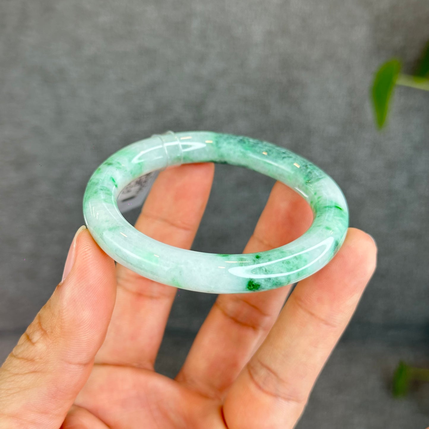 Son Thuy Light Green Natural Jadeite Jade Bangle Chopstick Style Size 51 mm