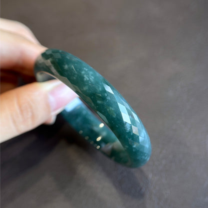 Faceted Jadeite Jade Bangle Leaf Style Size 54 mm