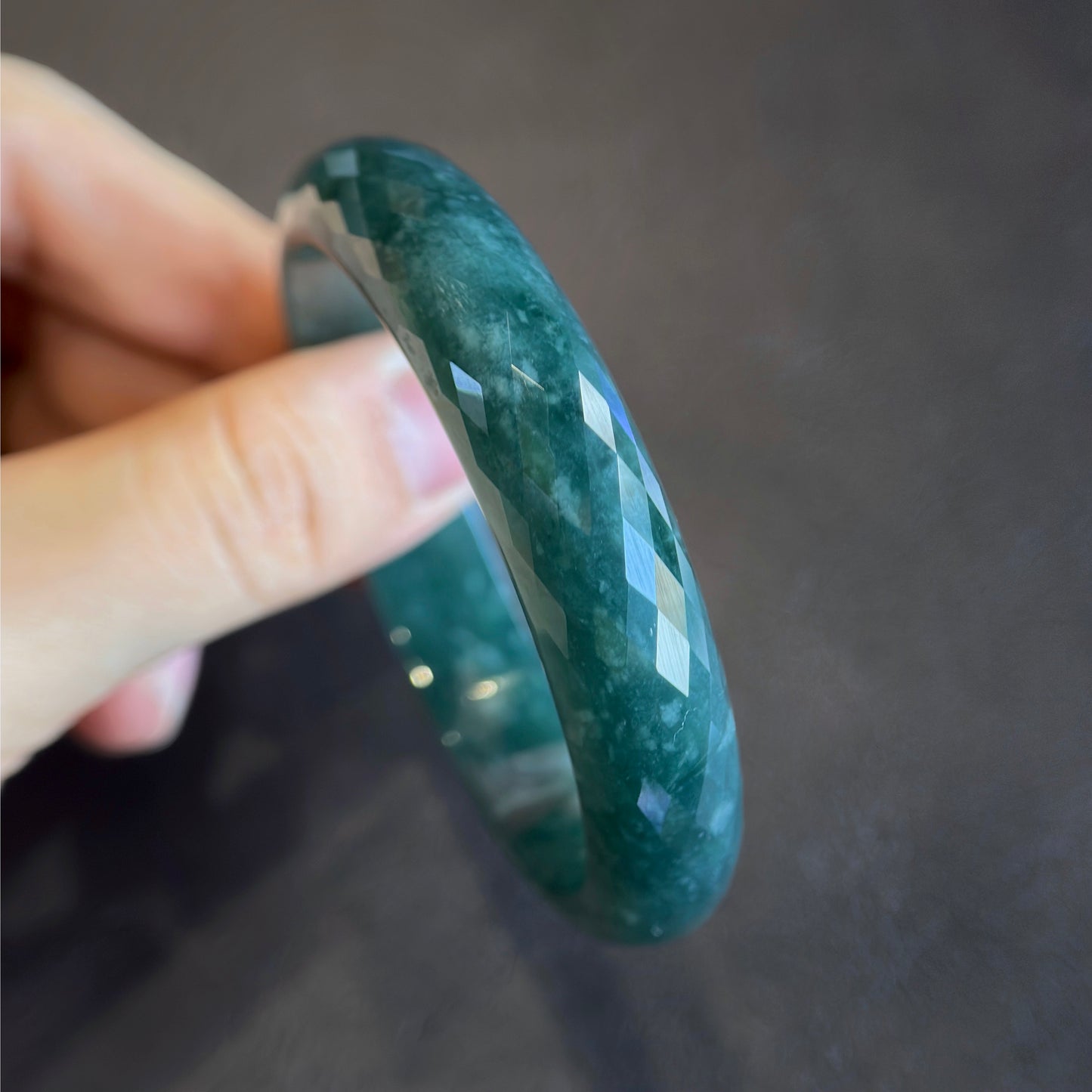 Faceted Jadeite Jade Bangle Leaf Style Size 54 mm