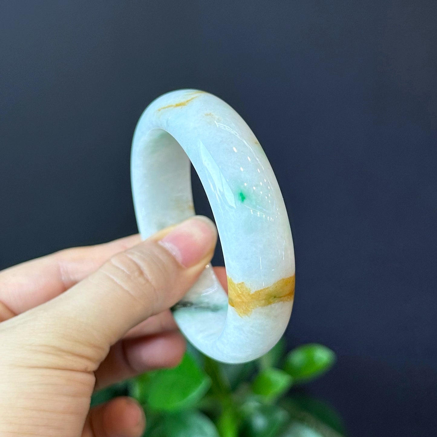 Jadeite Jade Bangle Leaf Style Size 55 mm