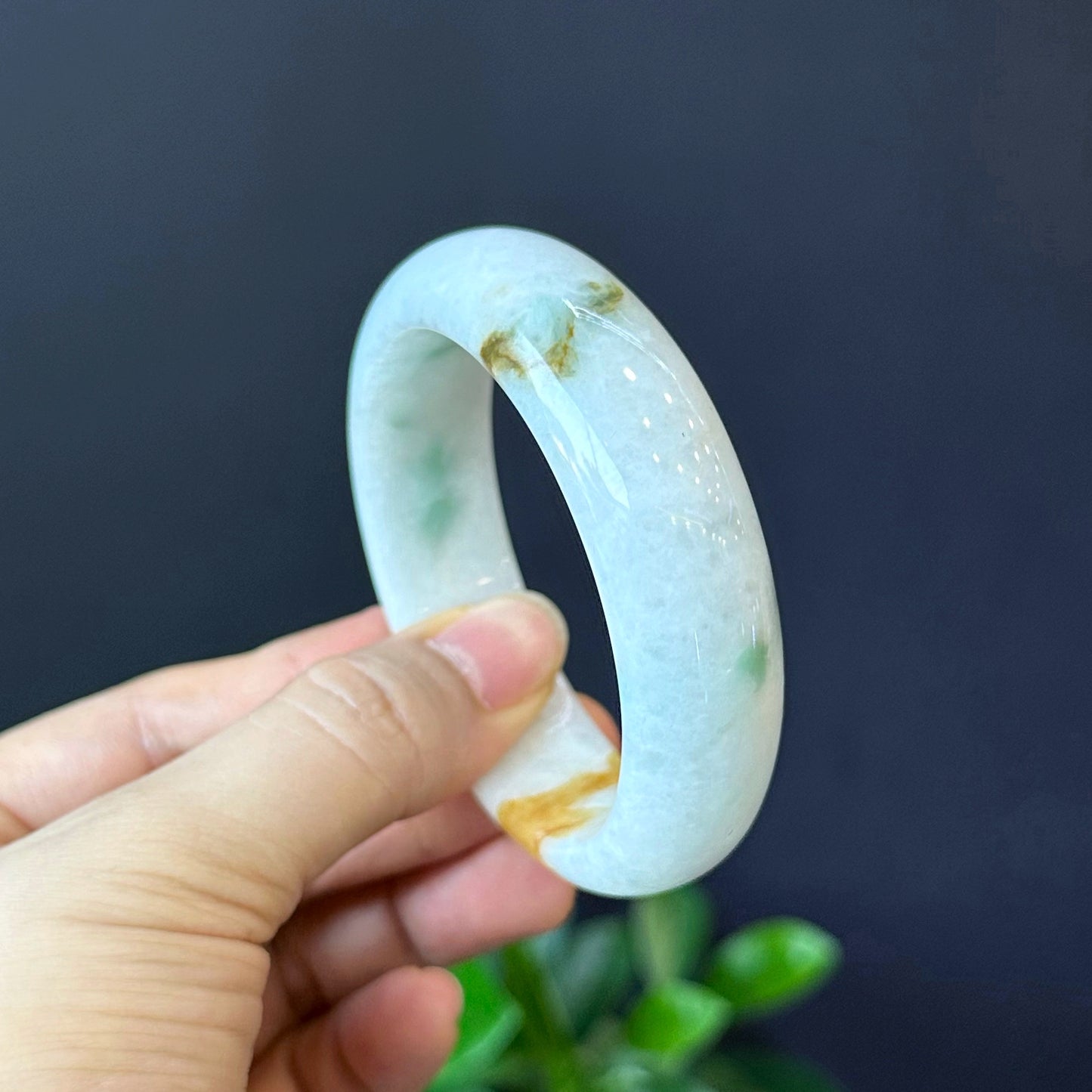 Jadeite Jade Bangle Leaf Style Size 55 mm