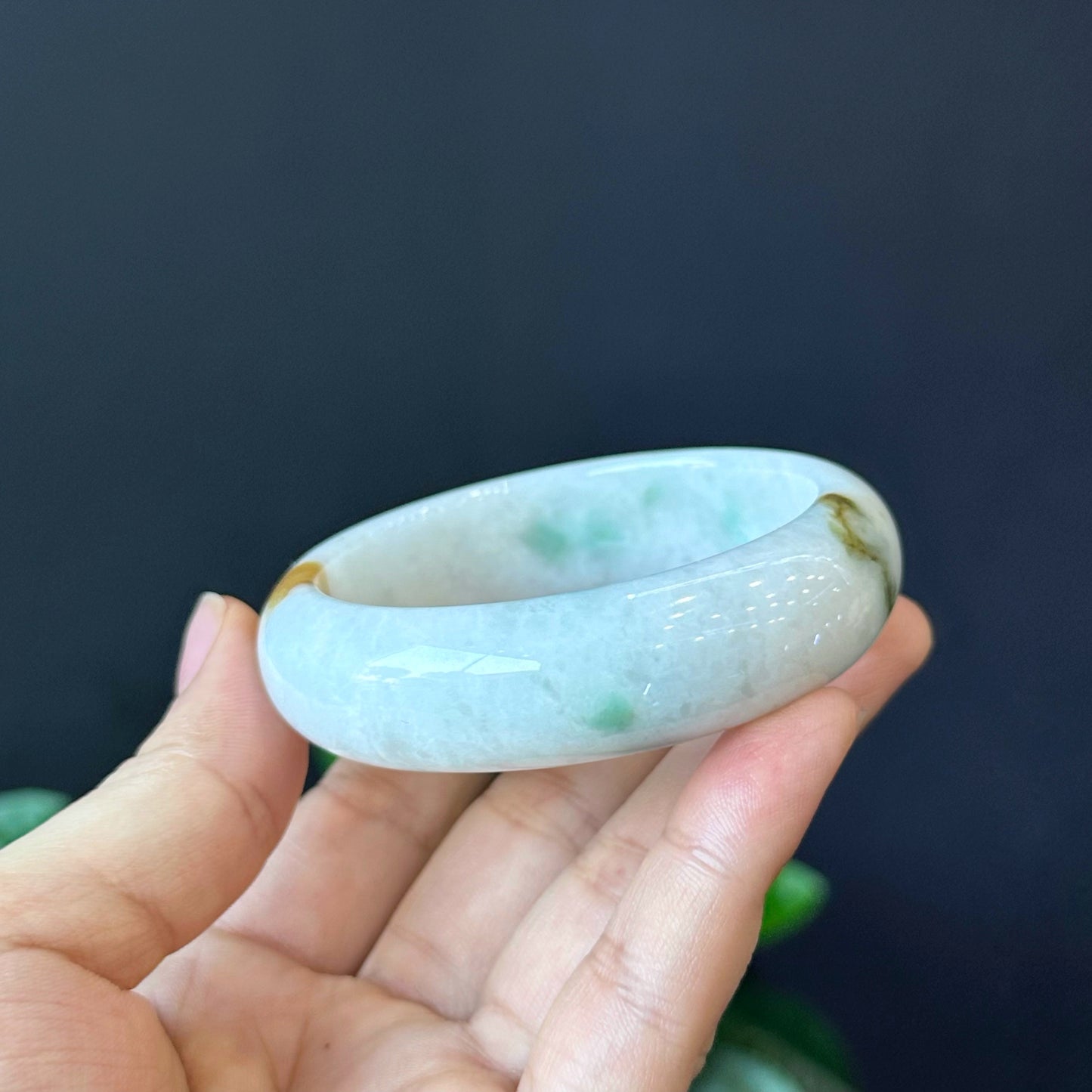 Jadeite Jade Bangle Leaf Style Size 55 mm