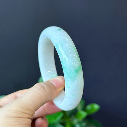 Jadeite Jade Bangle Leaf Style Size 57 mm