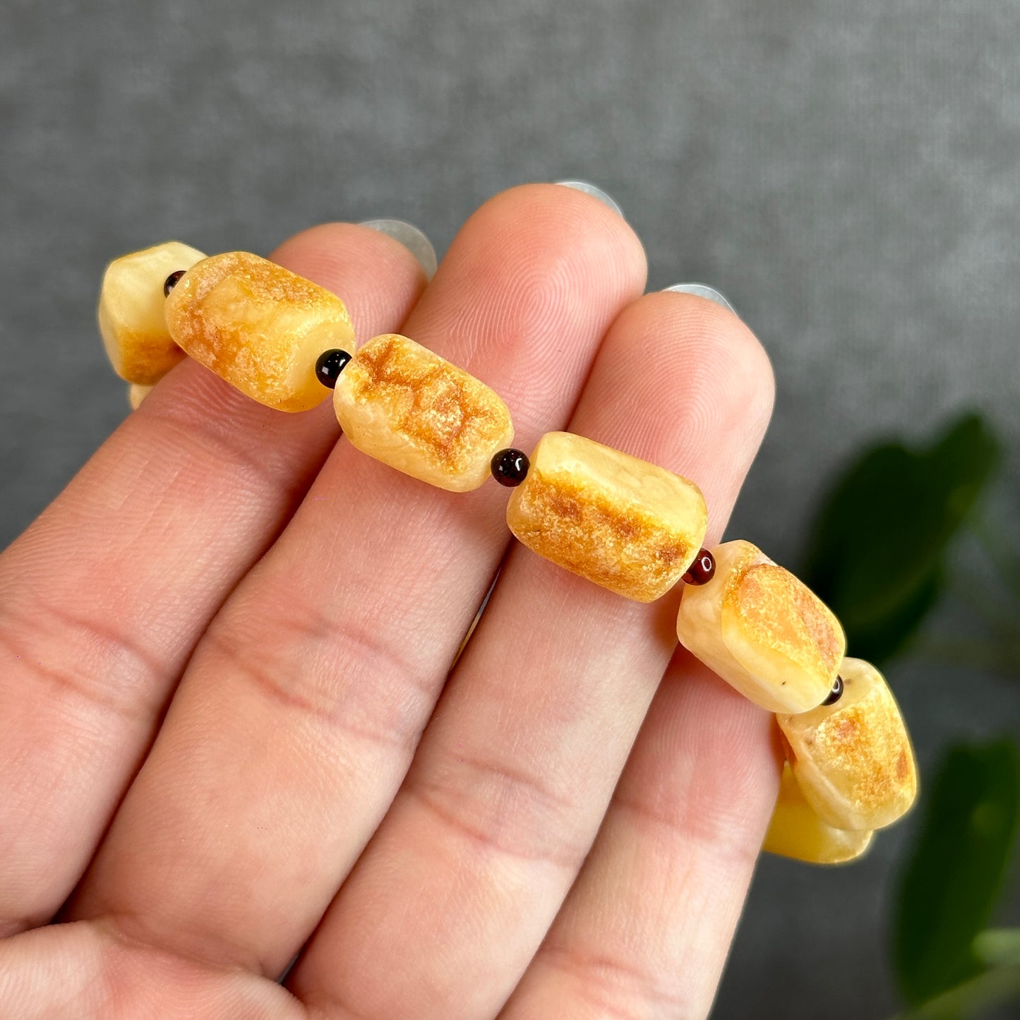 Natural Root Amber Freeform mixed with Garnet Bracelet Size 9 mm