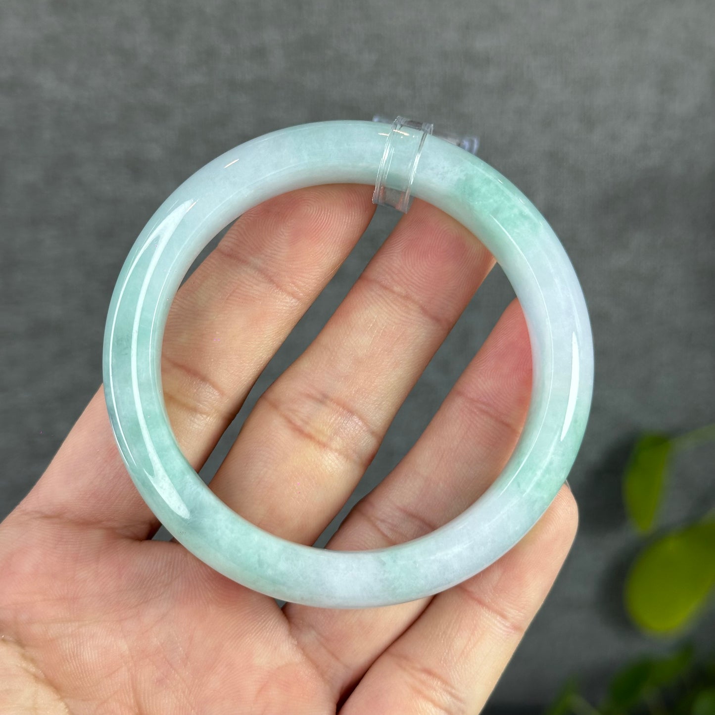 Semi Translucent Light Green Natural Jadete Jade Bangle Leaf Style Size 55 mm